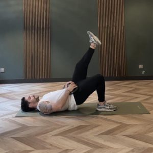 Réservez un cours Abs & Booty à Nice
